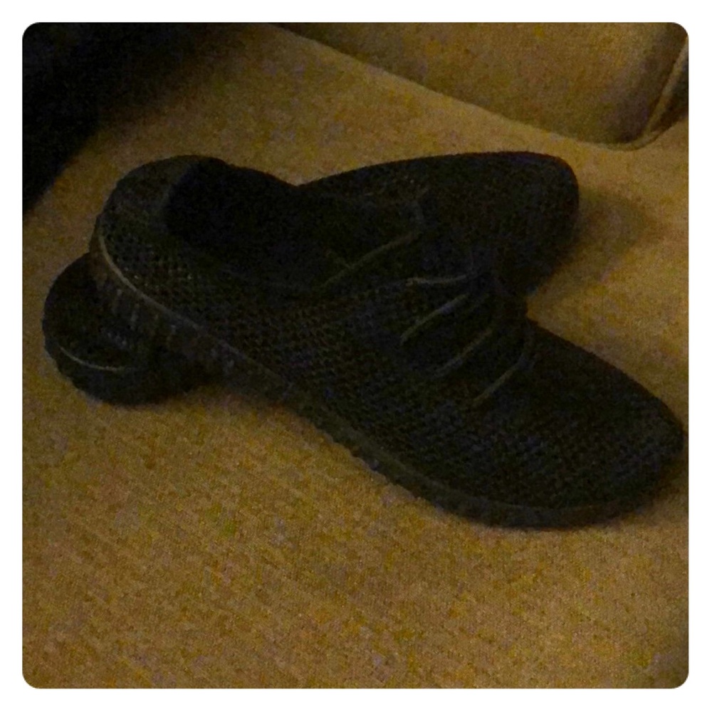 Boutique sneakers